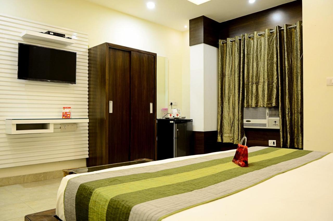 Centra Inn Nueva Delhi Exterior foto